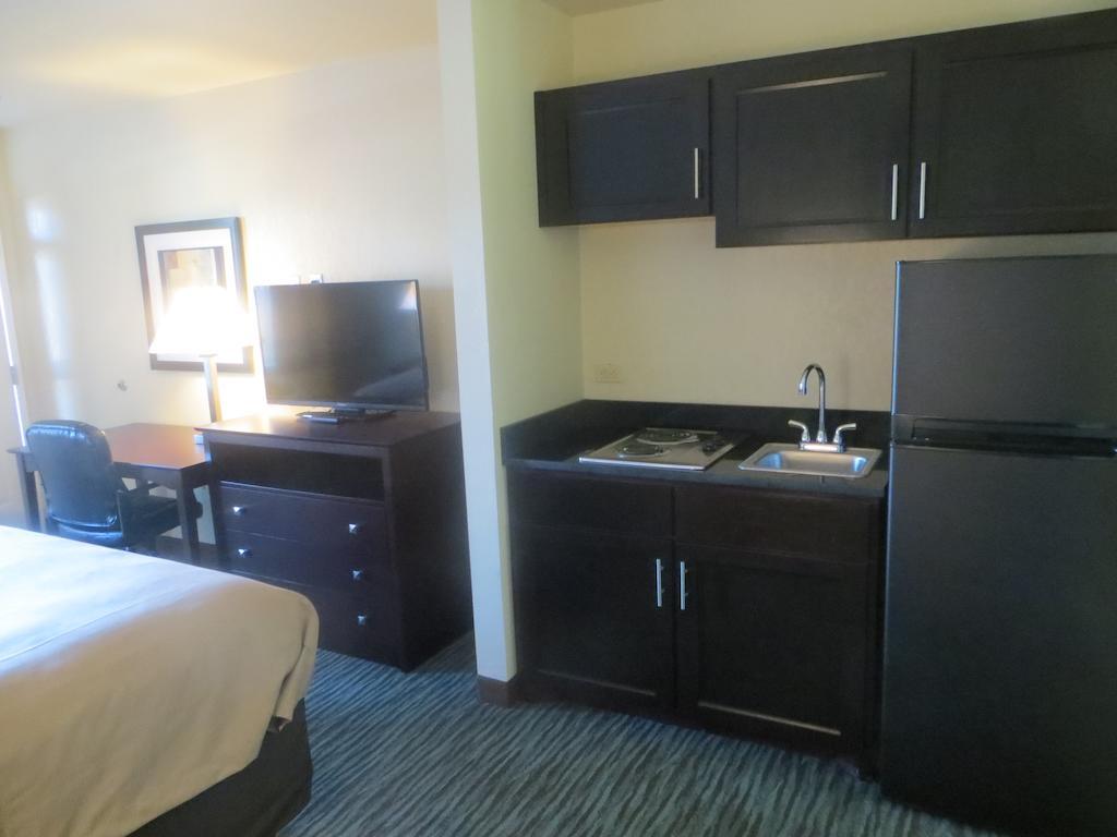 Garden Inn & Suites Little Rock Exteriör bild