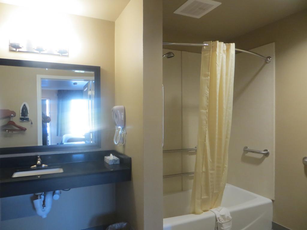 Garden Inn & Suites Little Rock Exteriör bild